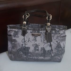 Coach shoulders bag